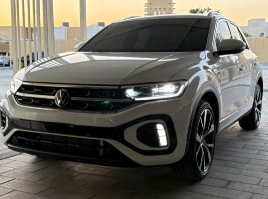 Volkswagen T-Roc R line 2023 Gcc