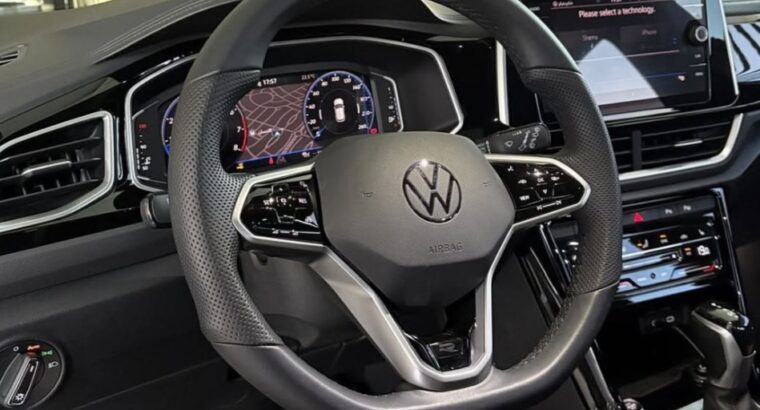 Volkswagen T-Roc R line 2023 Gcc
