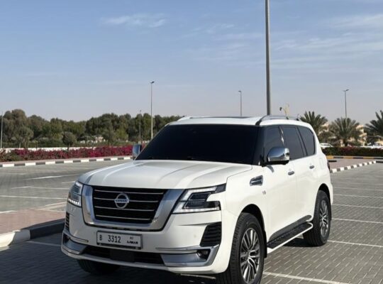 Nissan patrol platinum 2020 full option Gcc