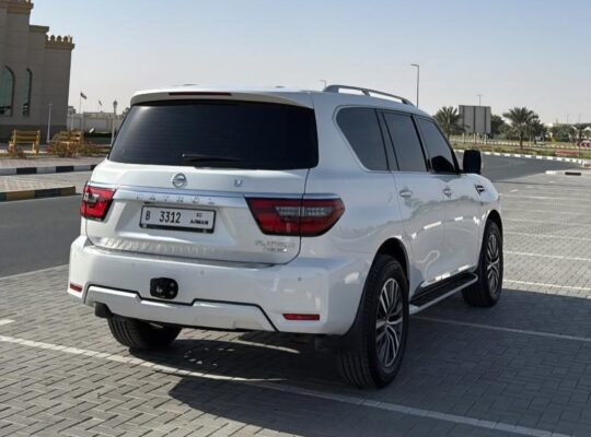 Nissan patrol platinum 2020 full option Gcc