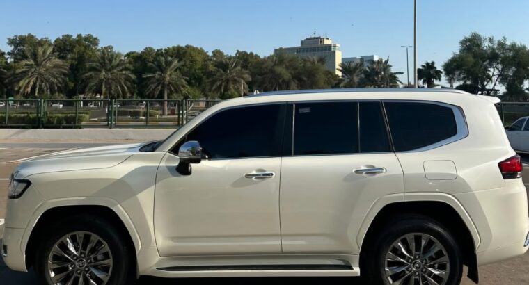 Toyota Land cruiser VXR 2022 Gcc full option