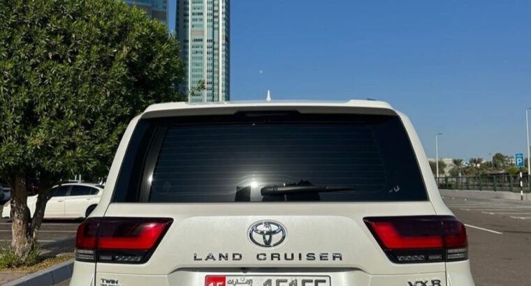 Toyota Land cruiser VXR 2022 Gcc full option