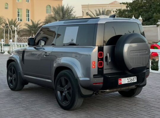 Land rover defender HSE coupe 2022 Gcc