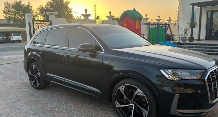 Audi Q7 S line 2020 full option Gcc for sale