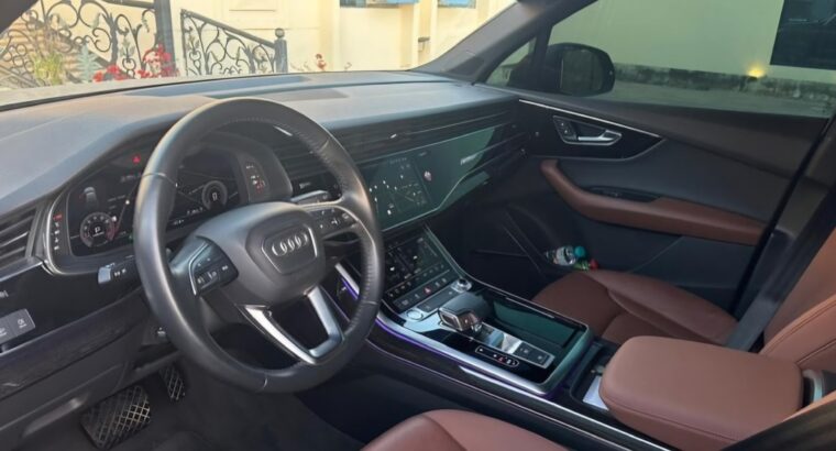 Audi Q7 S line 2020 full option Gcc for sale