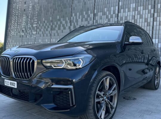 BMW X5 M Power 2022 Gcc fully loaded