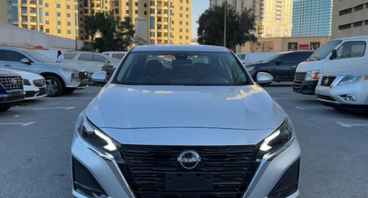 Nissan altima Sv 2023 USA imported