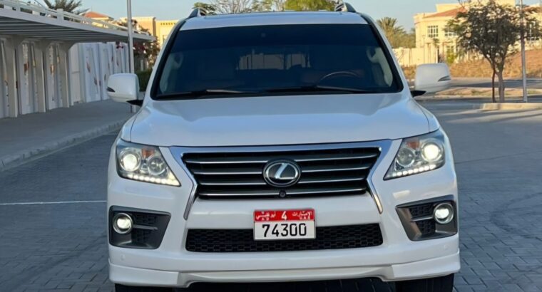 Lexus LX570 sport 2015 Gcc for sale