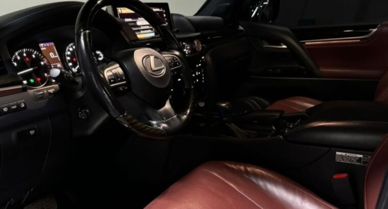 Lexus LX570 full option 2018 Gcc for sale
