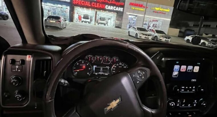 Chevrolet Silverado z71 2018 Gcc for sale