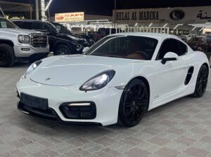 Porsche Cayman GTS 2015 Gcc in perfect condition