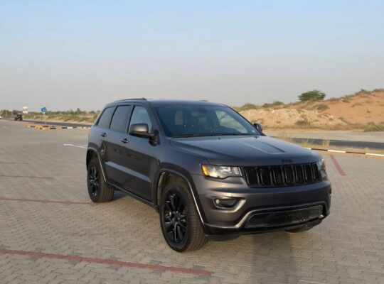 Jeep Grand Cherokee 2018 full option USA imported