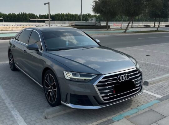 Audi A8L full option 2019 Gcc for sale