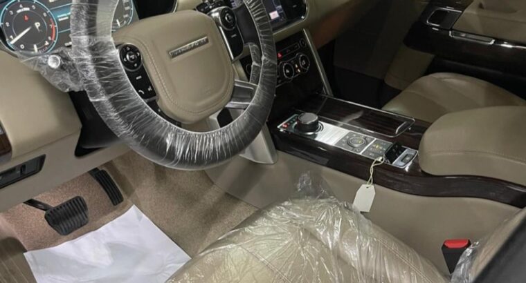 Range Rover vouge HSE 2013 Gcc for sale
