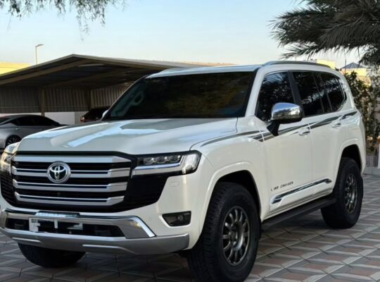 Toyota Land cruiser VX 2024 Gcc for sale