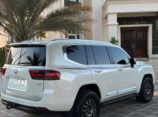 Toyota Land cruiser VX 2024 Gcc for sale