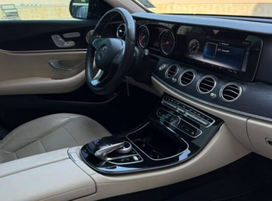 Mercedes E300 full option 2017 USA imported