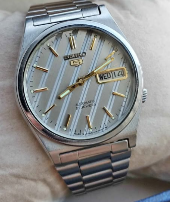 Seiko 5 Automatic 7019 caliber 21-jewels for sale