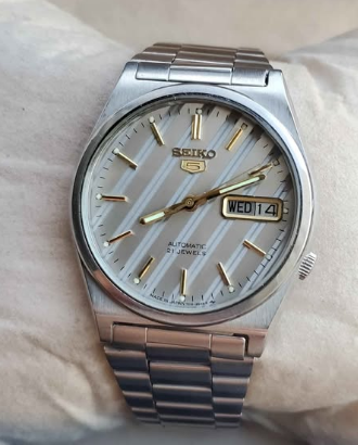 Seiko 5 Automatic 7019 caliber 21-jewels for sale