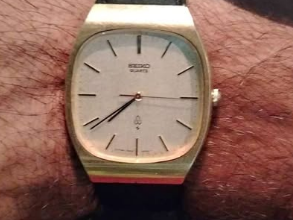 Seiko quartz watch for sale