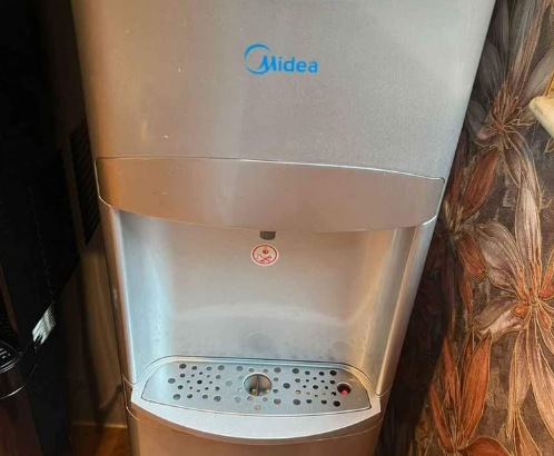 Midea Water despenser bottom loading For Sale