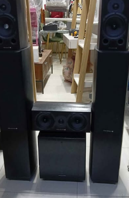 Wharfadale Diamond 9.1 speakers and subwoofer for