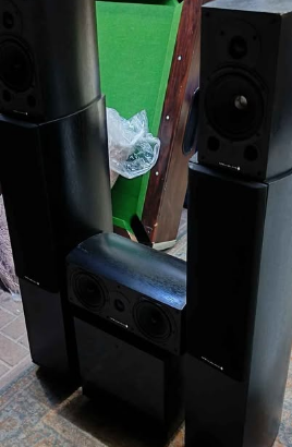 Wharfadale Diamond 9.1 speakers and subwoofer for
