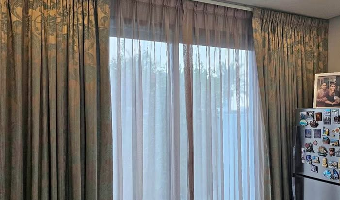 High quality sun block curtains for 4 windows for