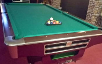 9 feet professional pool table for sale