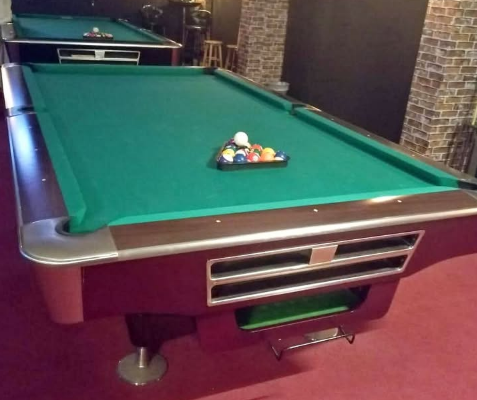 9 feet professional pool table for sale