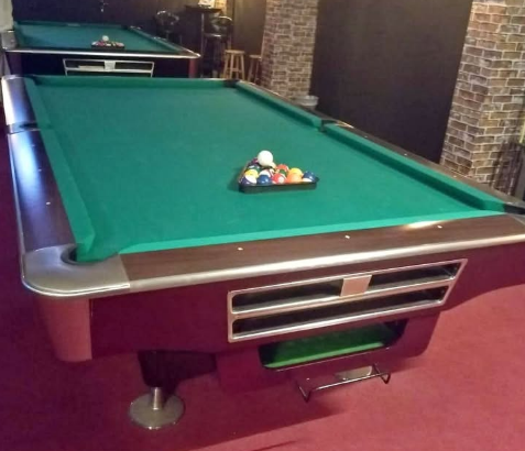 9 feet professional pool table for sale