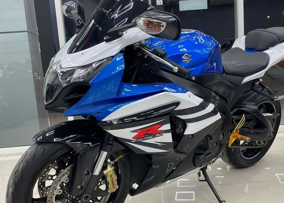 Suzuki 1000 model 2014 in good condition for sale