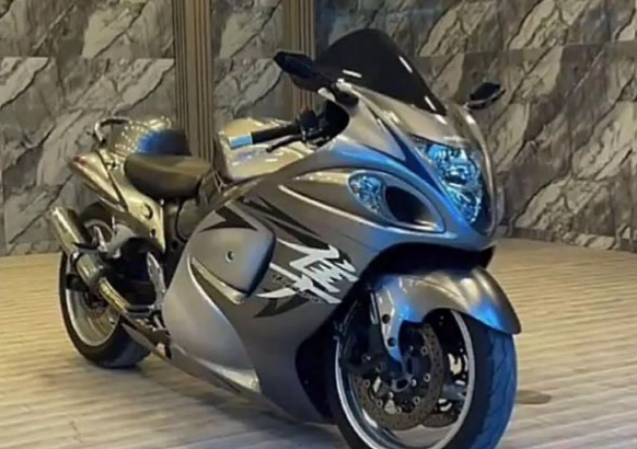 Suzuki Haibuza 2009 imported In good condition for