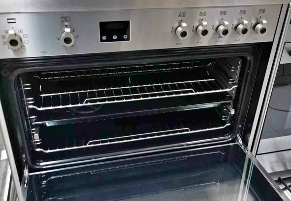 Bertazzoni Gas/electric oven stove for sale