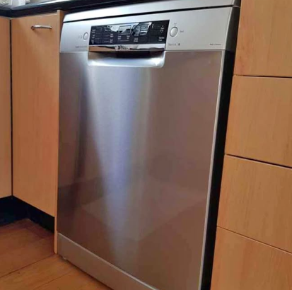 Bosch series 4 german dishwasher 3rack for sale