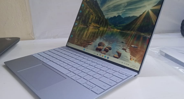 Dell XPS13 9315 corei7, 12th generation for sale