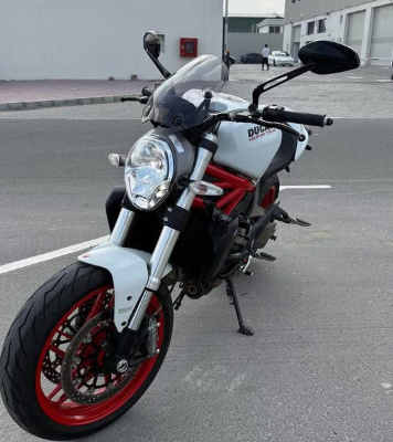 Ducati Monster 821 Gcc 2015 in perfect condition f