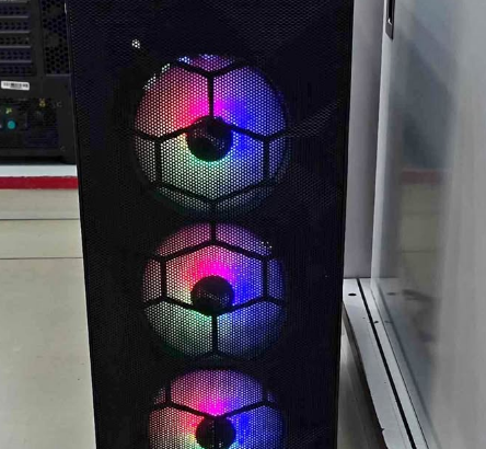 MSI GAMING PC CORE I7-9TH FOR SALE