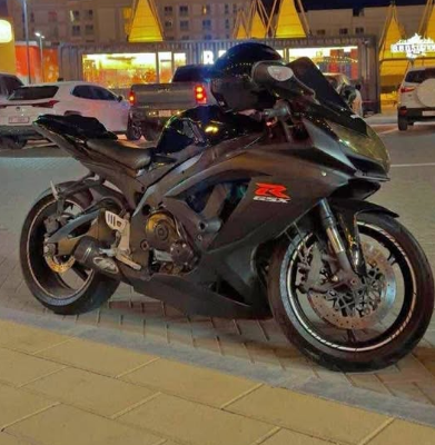 Suzuki GSX-R750 2009 in good condition for sale