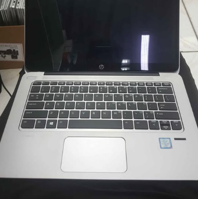 Hp elitebook 1030 G1 for sale