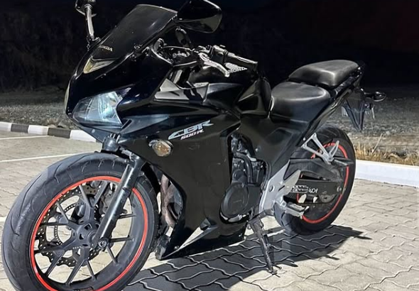 Honda CBR500R 2014 in good condition for sale