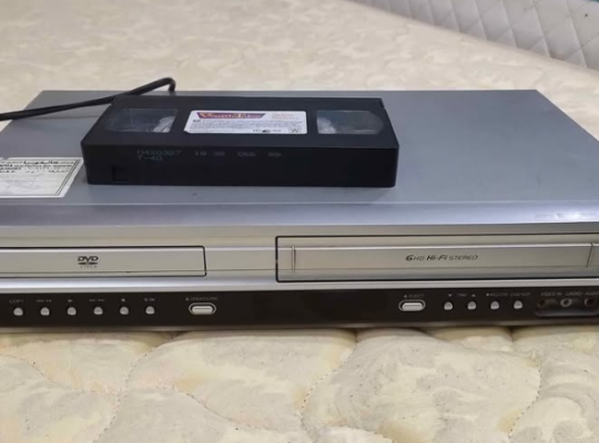 LG VHS VCR player for sale