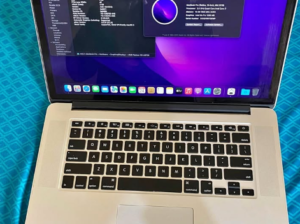 Mac Book Pro 2015 (15 Inch ) Core I7 For Sale