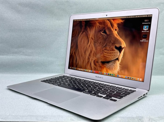 MacBook Air 13inch Early 2015 For Sale