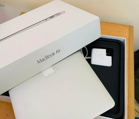 MacBook Air 2017 Core I5 For Sale