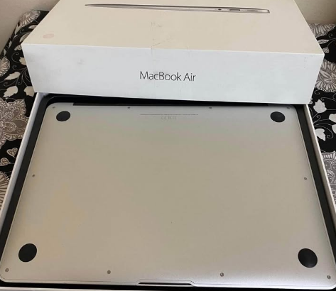 MacBook Air 2017 Core I5 For Sale