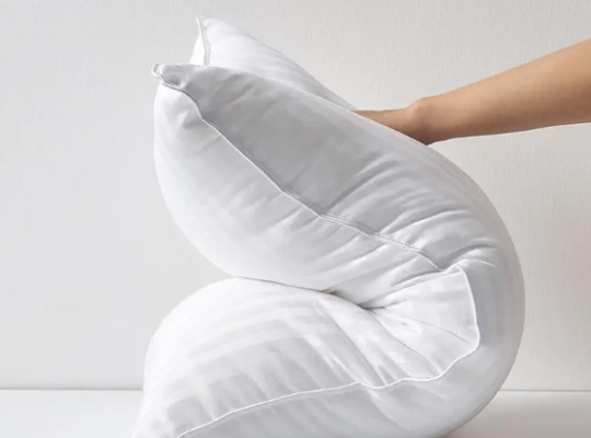 Down Alternative Filling Luxury Pillows For Sale