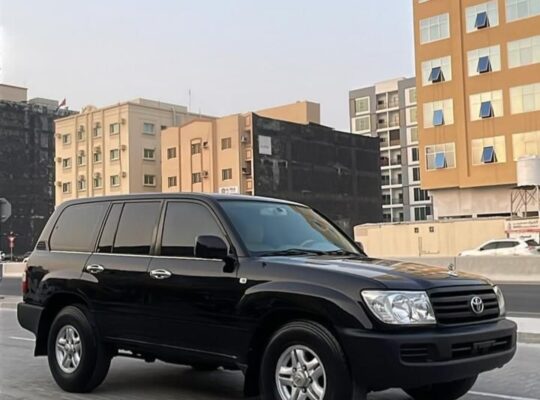 Toyota Land cruiser 2004 Gcc in good condition