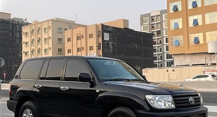 Toyota Land cruiser 2004 Gcc in good condition