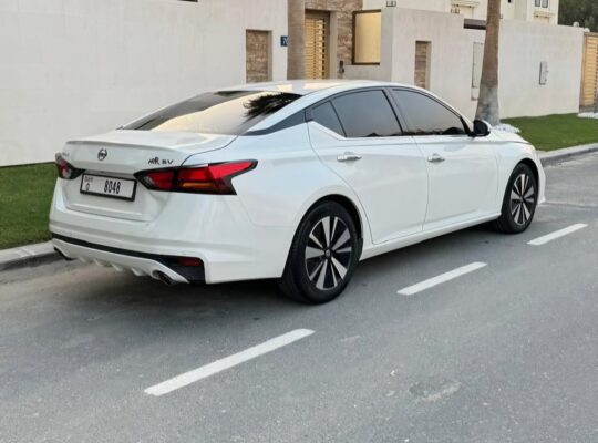 Nissan altima SV 2019 Gcc for sale